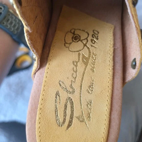 NEW Sbicca Gold Wood Platform Leather Upper Studded Clog Heel‎ Mules Size 10 - Picture 4 of 5